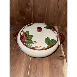 Franciscan Apple Two Handled Casserole Dish w/ Lid Vintage Bowl